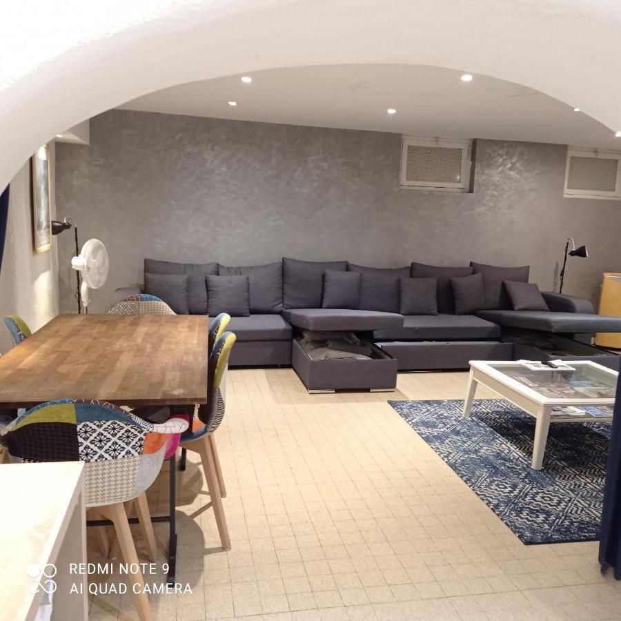 ニースCharming And Modern Cave In The Heart Of The Portアパートメント エクステリア 写真